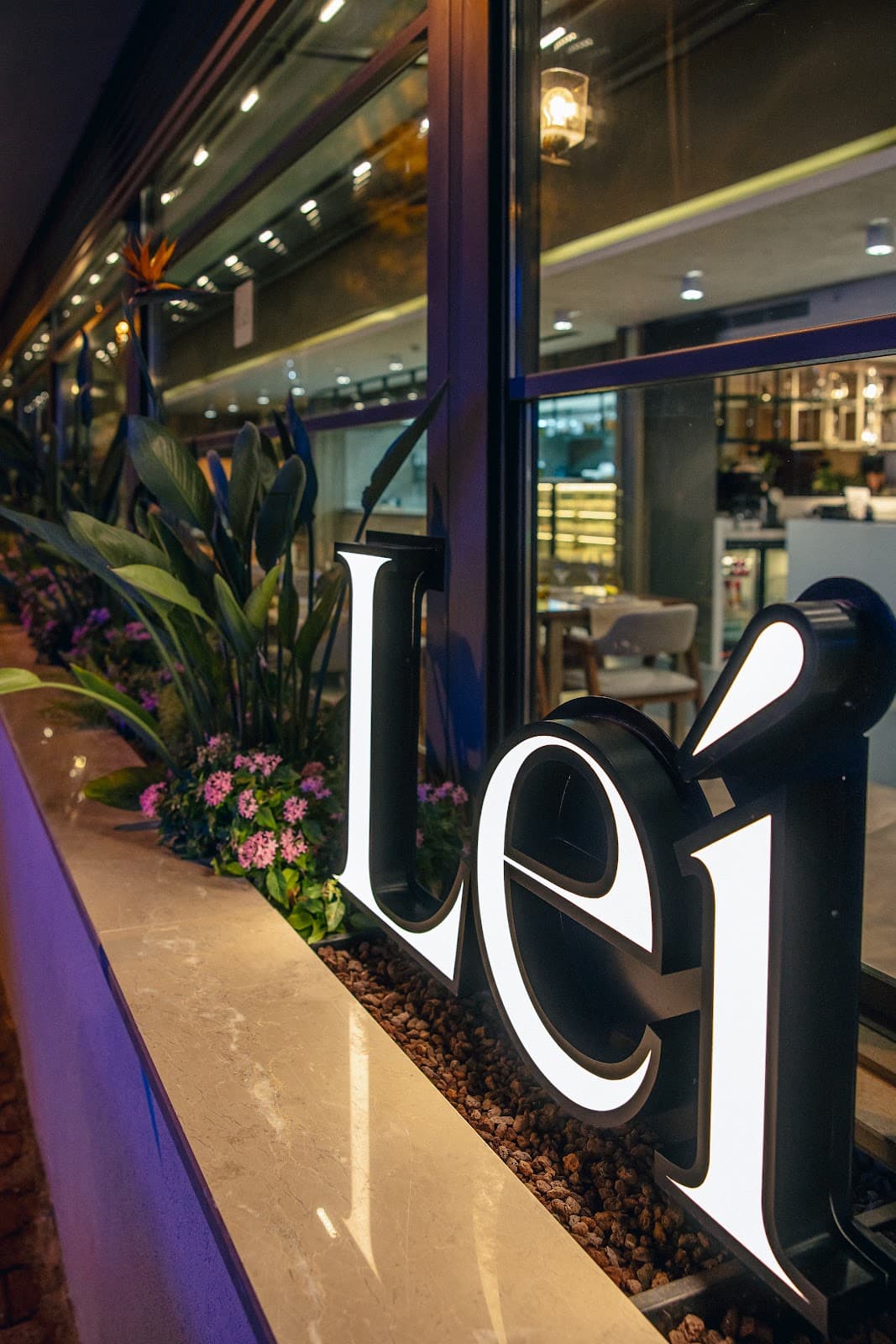 Lara’da canlı müzikli et restoranı