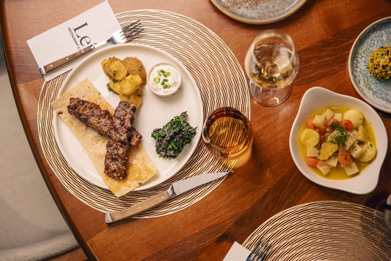 Antalya rum meyhanesi 